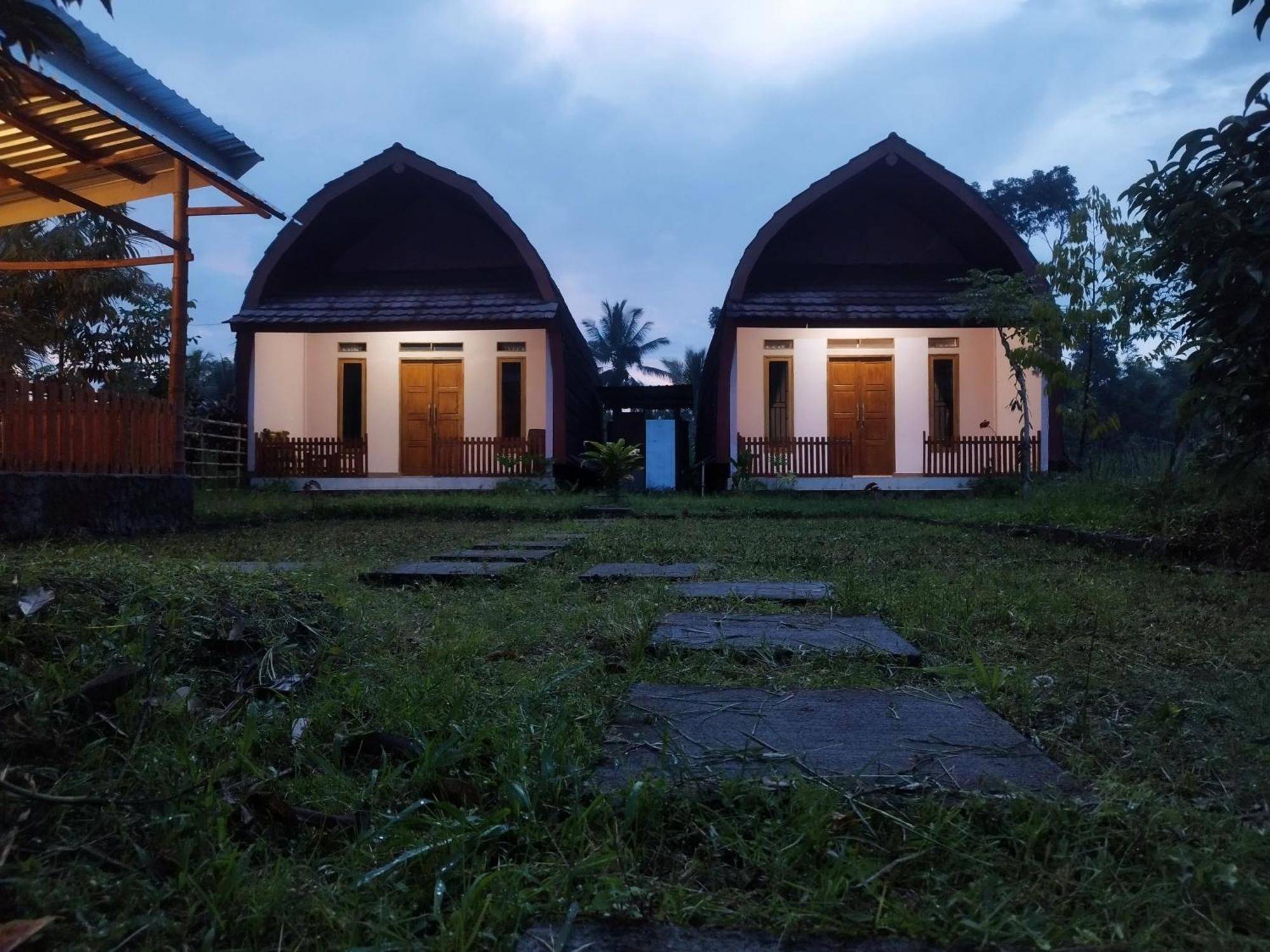 Bale Tetebatu Quarto foto