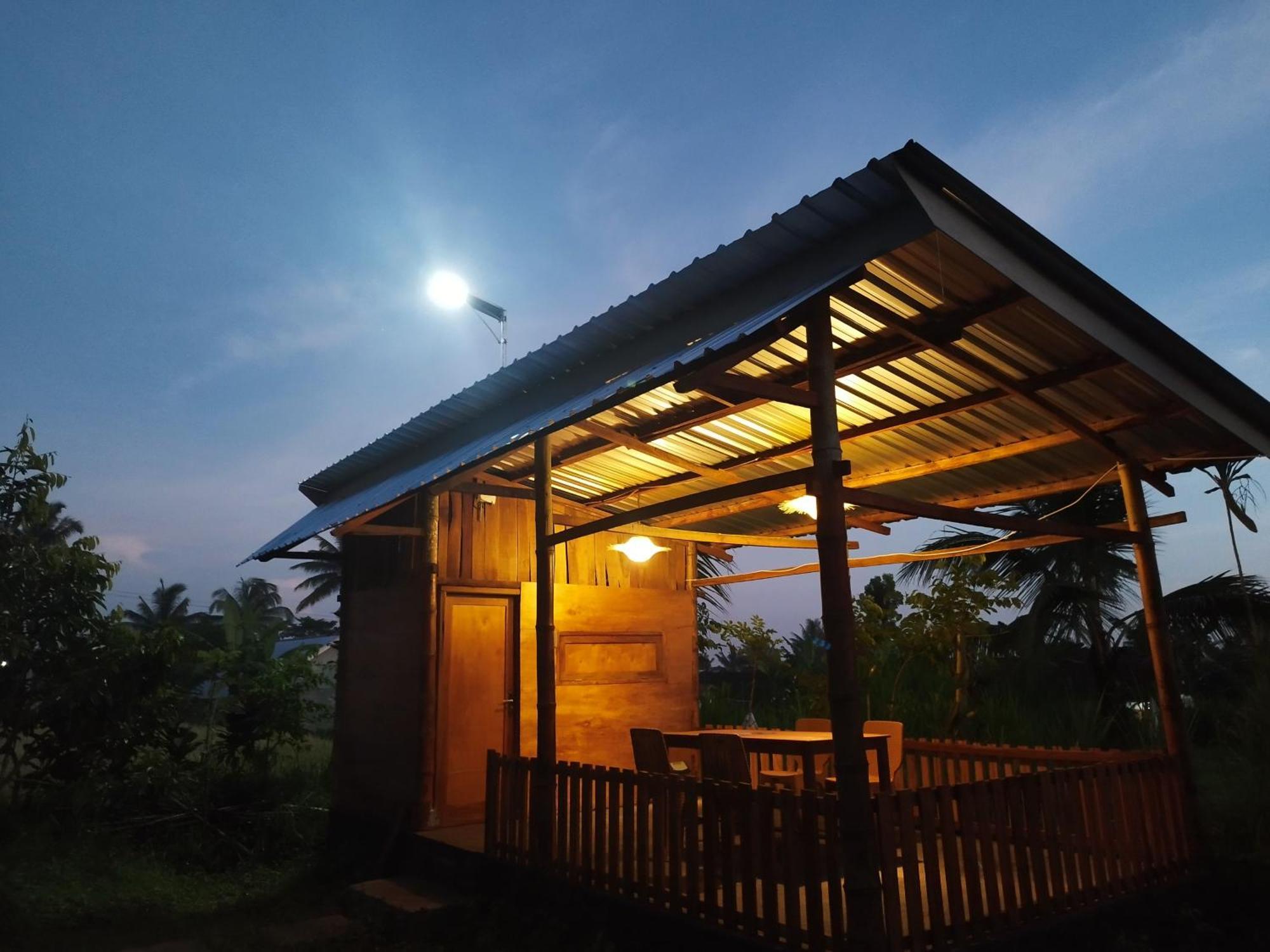Bale Tetebatu Exterior foto